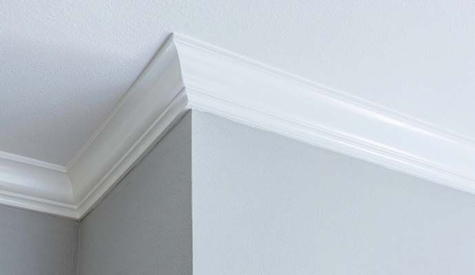 painted-crown-molding