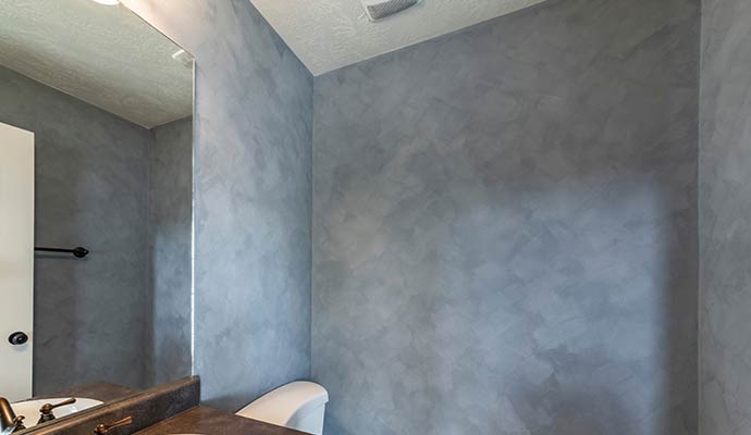 Decorative faux finishing on wall